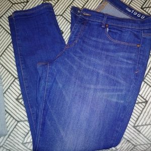 Gap 1969 Jegging jean sz 33